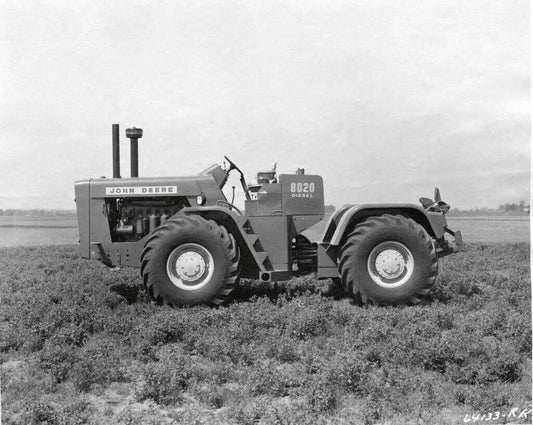JOHN DEERE 8010