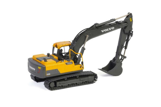 VOLVO EC220D