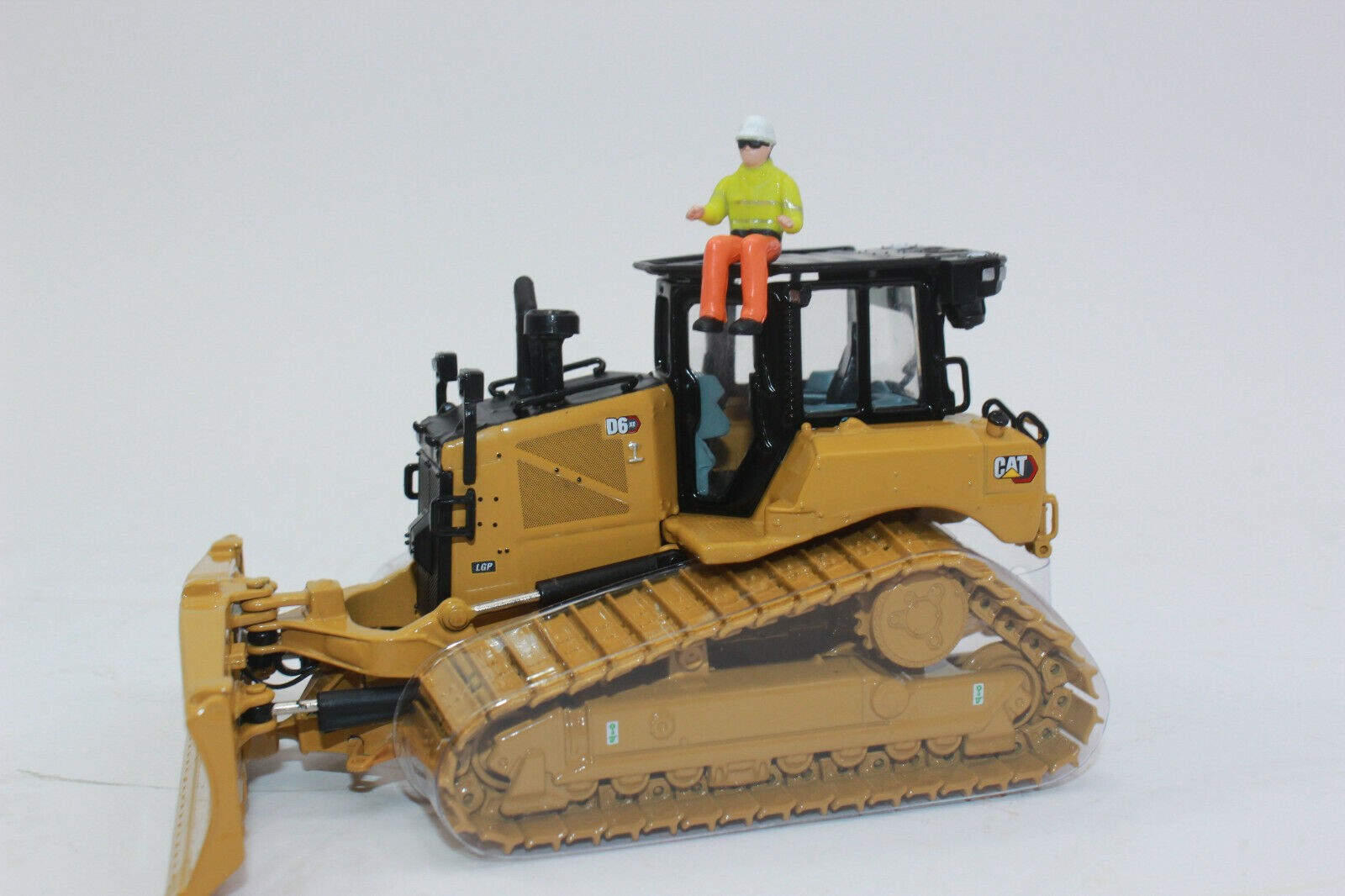 CATERPILLAR D6 XE LGP SEM RIPPER