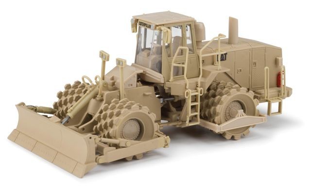 CATERPILLAR MILITAR 815F