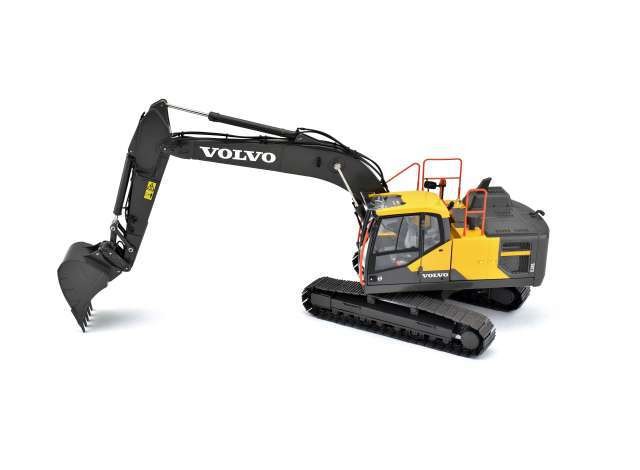 VOLVO EC220E