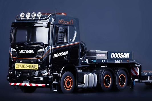 DOOSAN  SCANIA XT 6X4