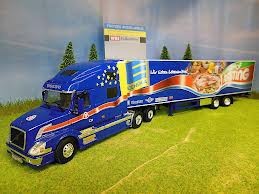 VOLVO VN TORPEDO - EDEKA PROMO TRUCK