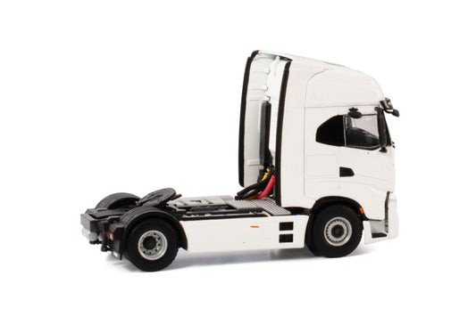 IVECO S-WAY AS HIGH 4X2