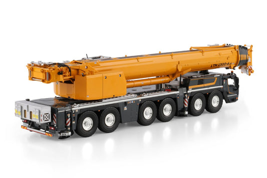 LIEBHERR LTM 1300-6.4 + JIB