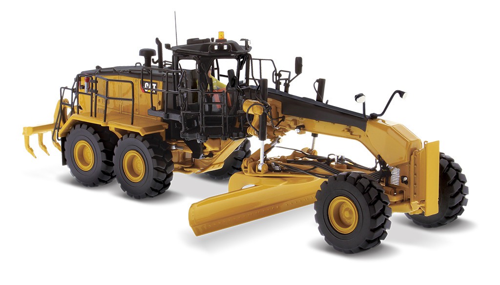 CATERPILLAR 18M3