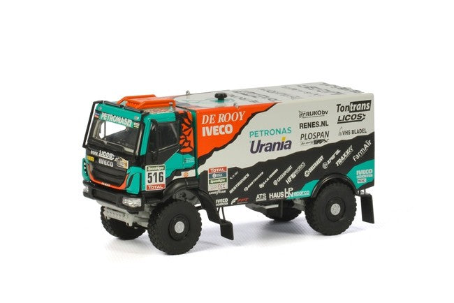 IVECO TRAKKER TON VAN GENUGTEN